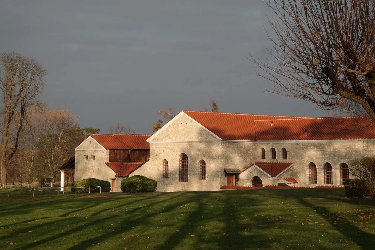 Repair of Roofing: Expert Guide to Safe Repairs